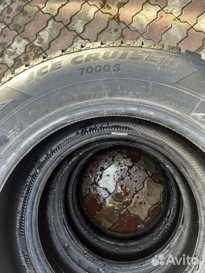 Bridgestone Ice Cruiser 7000S 225/65 R17