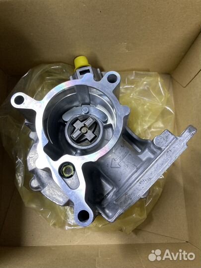 Вакуумный насос 06J145100N VAG