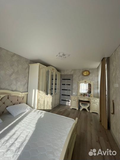 Спальный гарнитур / Спальня / мебель