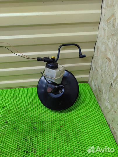 Вакуум с гтц Renault symbol 1