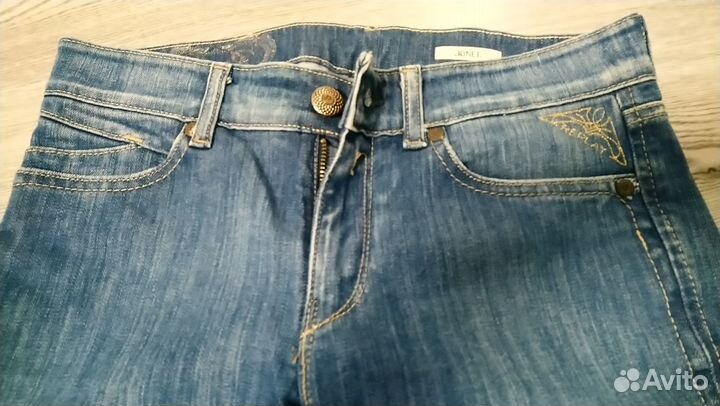 Новые джинсовые шорты р. 42-44