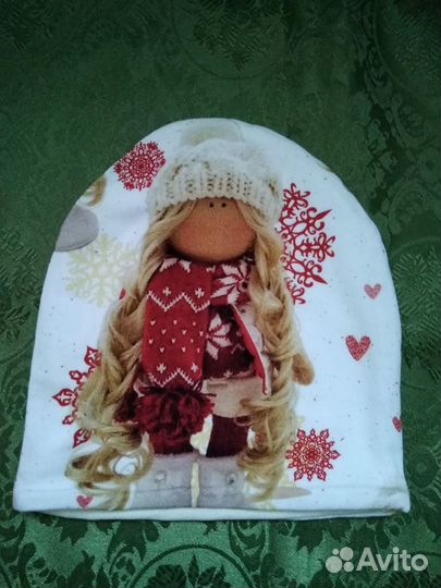 Шапка для девочки новая