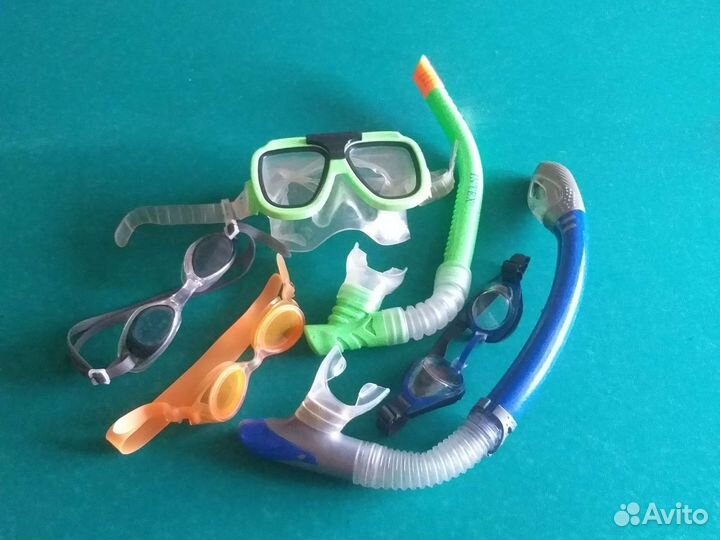 Очки и трубки для плавания