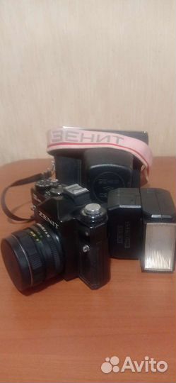 Плёночный фотоаппарат Зенит хр12