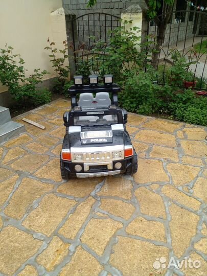 Детский электромобиль бу