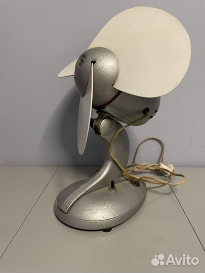 Винтажный вентилятор намтольный