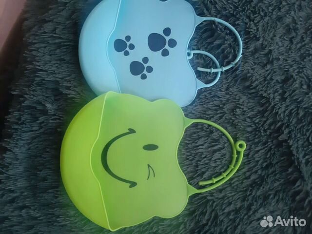 Слюнявчик нагрудник силиконовый