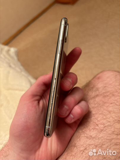 iPhone X, 64 ГБ