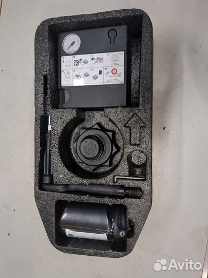 Набор инструментов штатный Volkswagen Jetta 7 2018