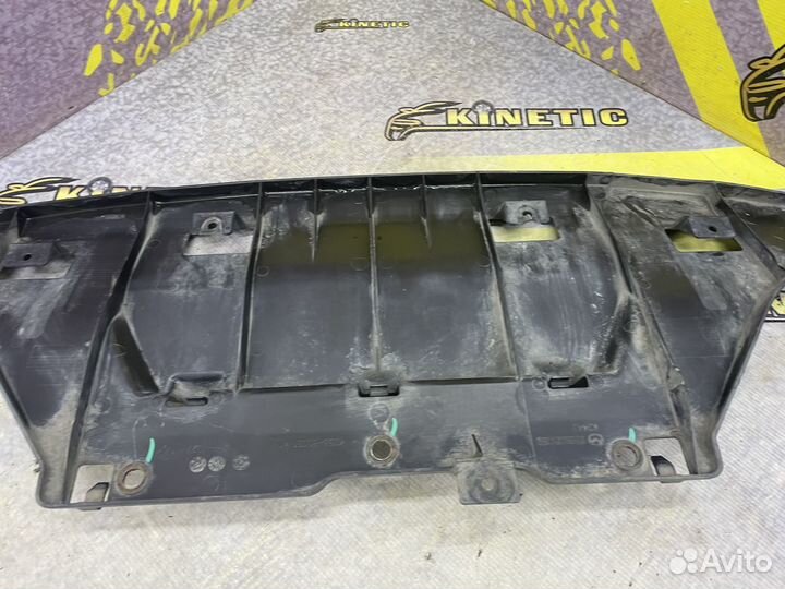 Пыльник двигателя центральный Мазда сх 5 Mazda CX