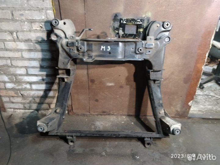 Подрамник передний Ford Mondeo 2.0L 00-07