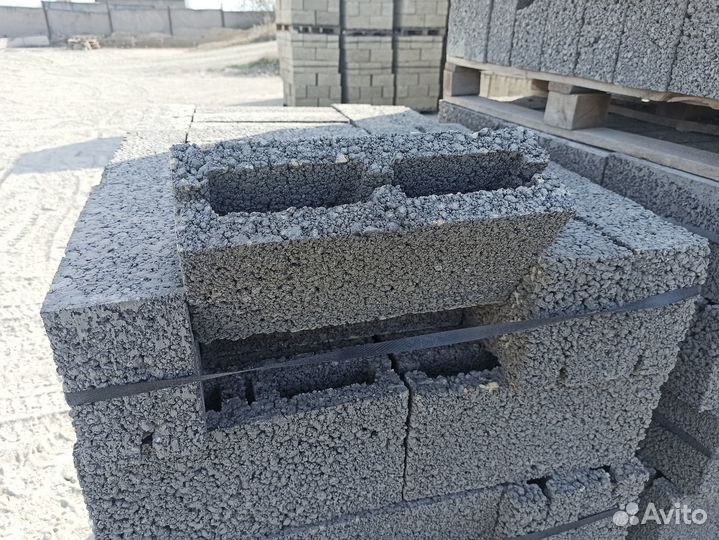 Блок для строительства стен