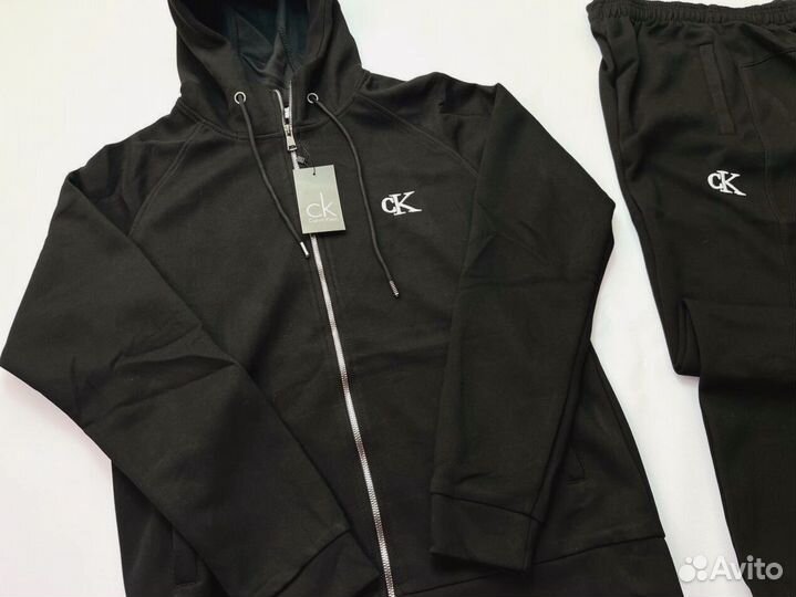 Спортивные костюмы Calvin Klein