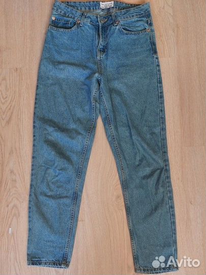Джинсы классического голубого цвета S