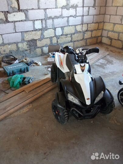 Детские игрушки машины электромобиль