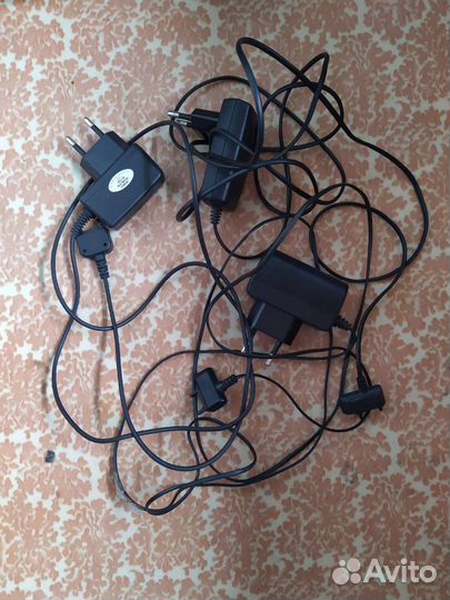 Зарядное устройство для телефона