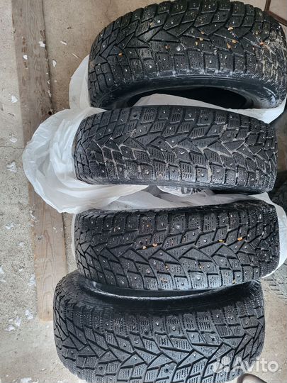 Dunlop SP Winter Ice 02 185/65 R15 92