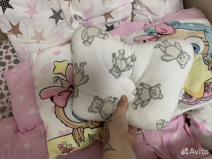 Бортики в кроватку и подушки