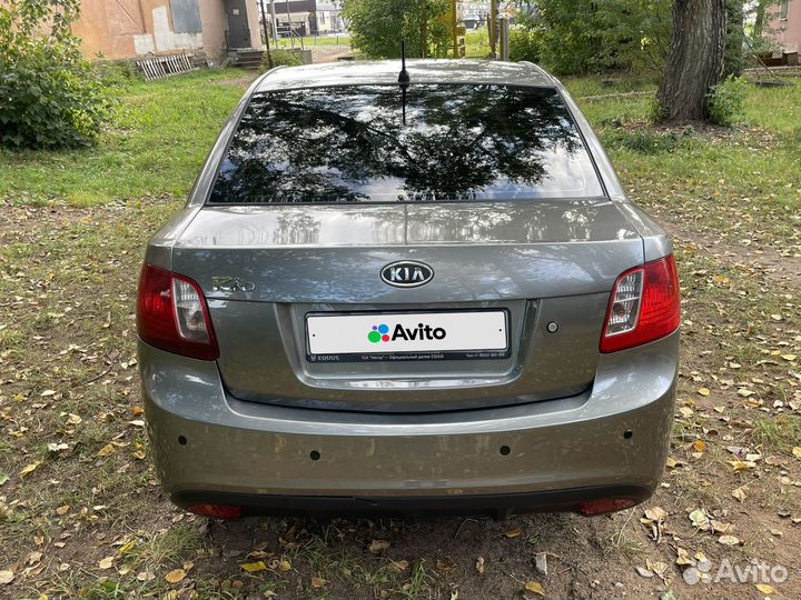 Kia Rio 1.4 AT, 2010, 116 000 км