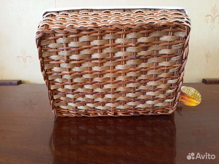 Корзина плетеная