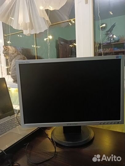 Монитор Samsung Syncmaster 923nw