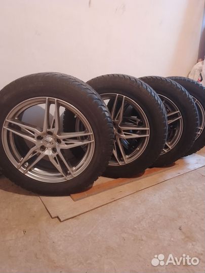 Sunfull SF-01 235/55 R18 104