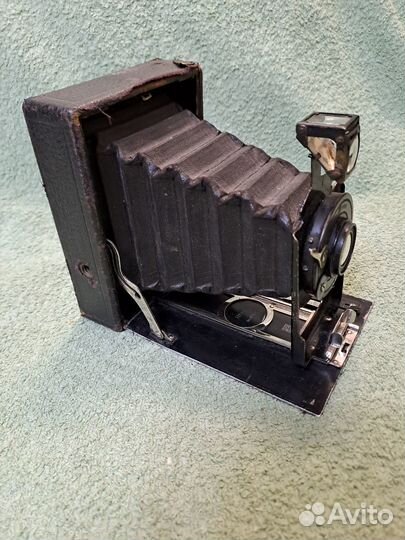 Фотоаппарат немецкий 40-е годы