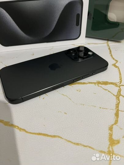 iPhone 15 Pro, 256 ГБ