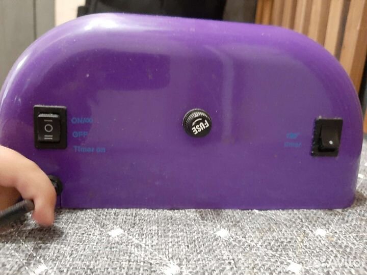 Лампа для сушки ногтей