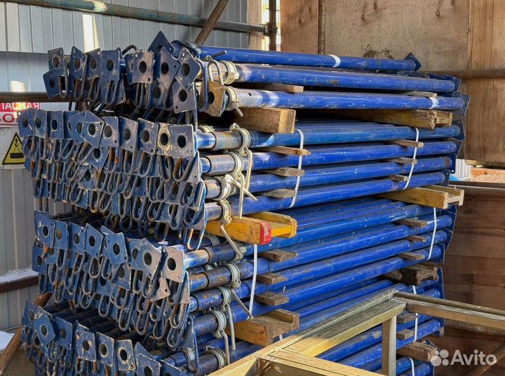 Телескопические стойки опалубки