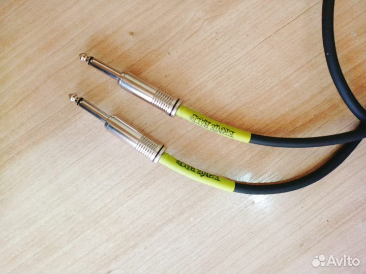 Бас гитара с комбиком