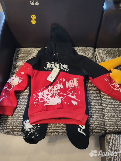 Флисовый костюм детский новый