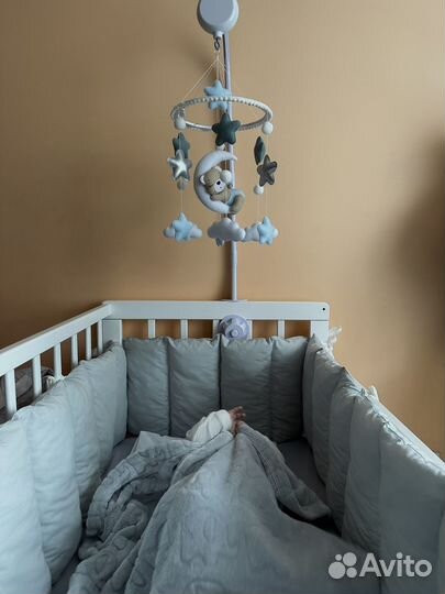 Бортики в детскую кроватку