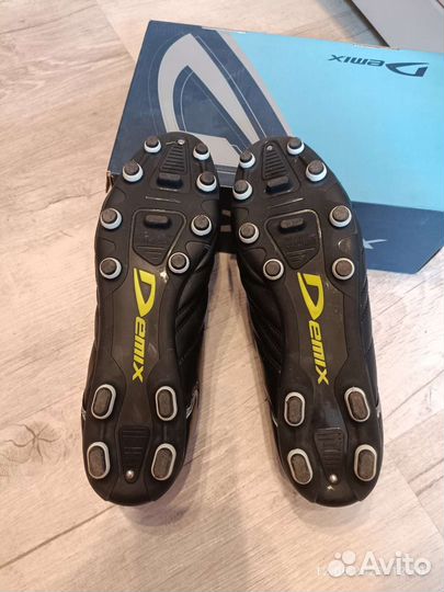 Футбольные бутсы 44 размер