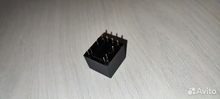 Реле V23084-C2001-A303