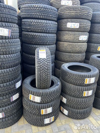 Pirelli Ice Zero FR 205/60 R16 96T