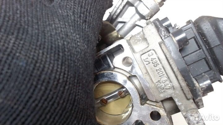 Моновпрыск Renault Clio, 1991