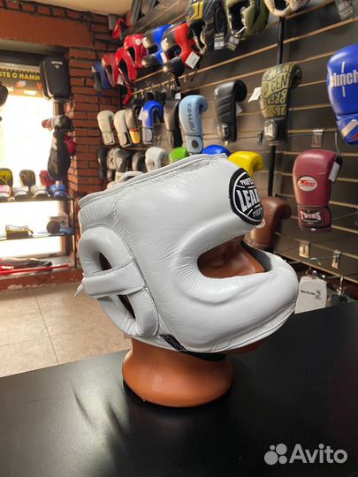 Шлем боксерский с бампером Leaders