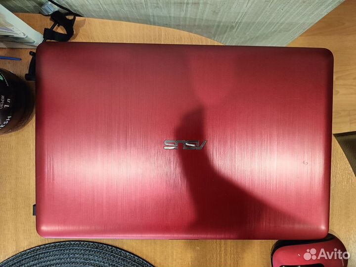 Ноутбук asus X540S