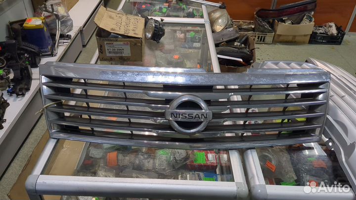 Решетки радиатора разное