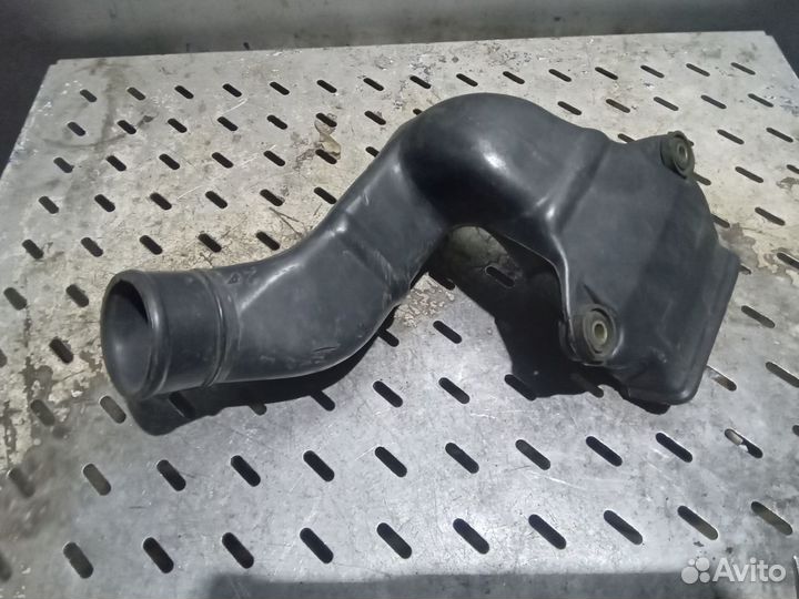 Воздухозаборник Toyota ToyoAce Hiace Dyna