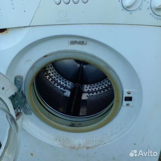 Запчасти на стиральную машину индезит