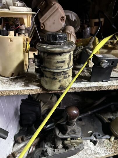 Бачок гидроусилителя