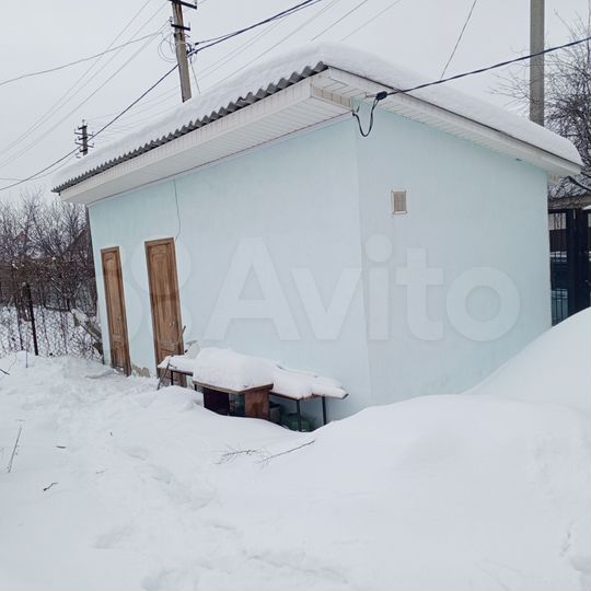 Дом 33 м² на участке 5 сот.