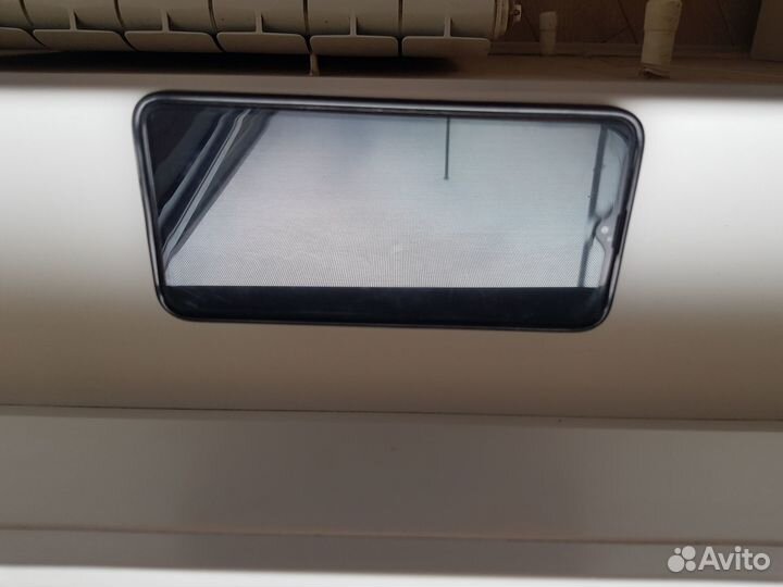Samsung Galaxy A10, 2/32 ГБ