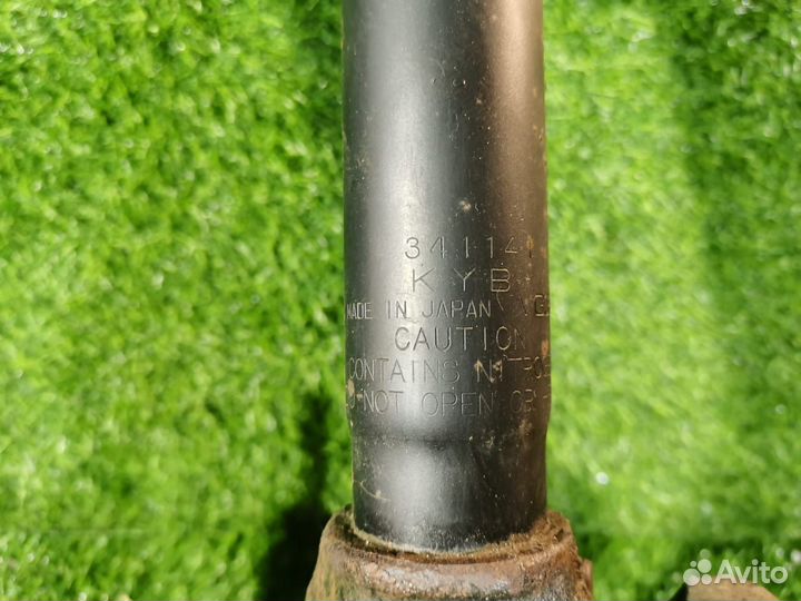 Стойки подвески передние Мицубиси Галант 8