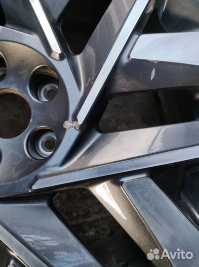 Хюндай Санта Фе 4 Диск R20