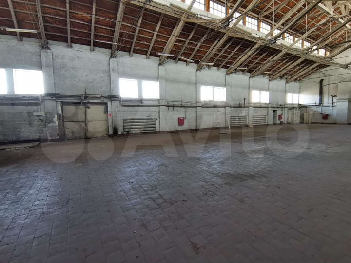 Склад, 2500 м²