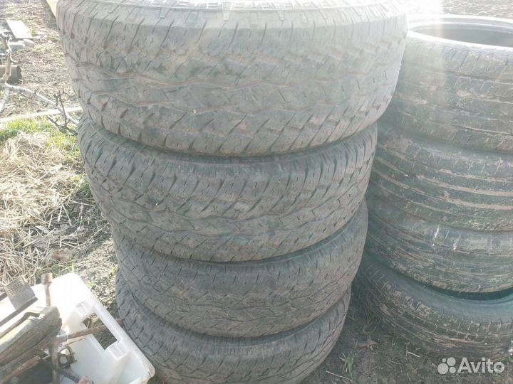 Toyo Open Country A/T Plus 265/65 R17