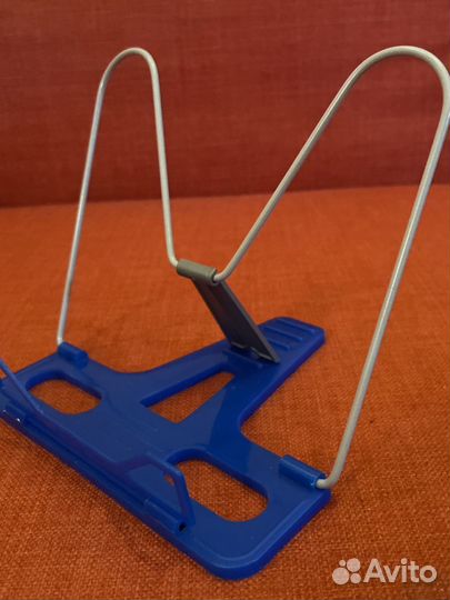 Подставка для книг